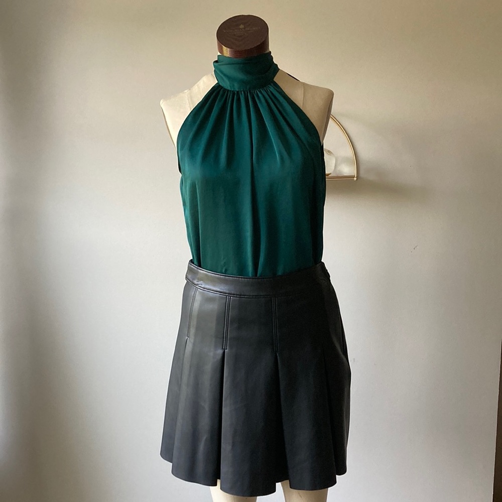 London Times Emerald Green Mock Neck Top - Size Small